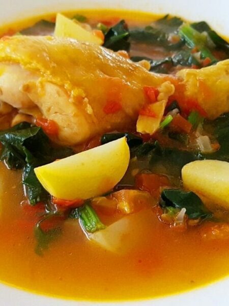 Receta de un Delicioso Guisado de Pollo con Espinacas