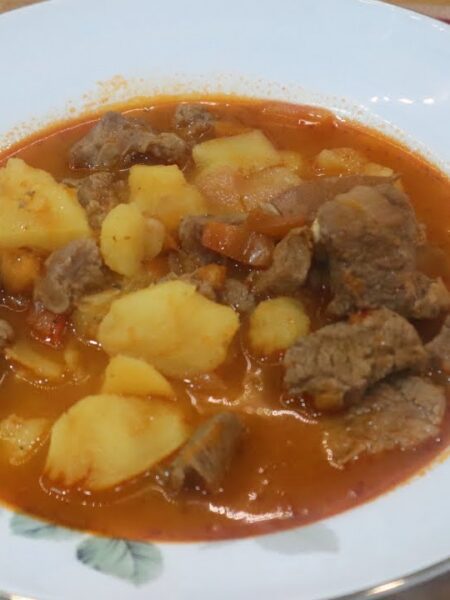 ESTOFADO de carne de TERNERA con PATATAS