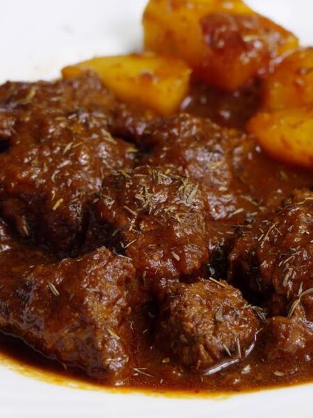 ¡Un solo plato nunca será suficiente! ¡Comida abundante increíble y deliciosa! carne guisada