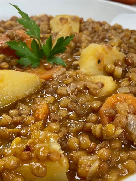 Guisados Vegetarianos: como preparar unas deliciosas lentejas en 5 pasos.
