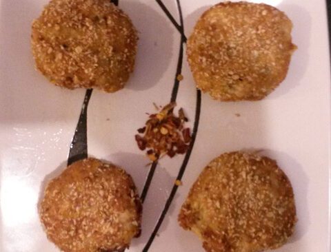 CROQUETAS GALÁCTICAS DE BATATA, HINOJO Y TOFU