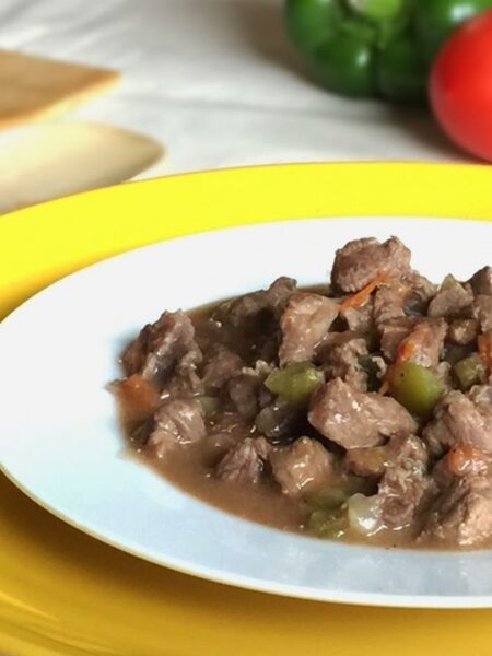 Carne Guisada Estilo Sur de Texas/South Texas Style Carne Guisada