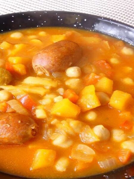 Potaje De Garbanzos Con Calabaza Y Zanahoria - Muy Económico