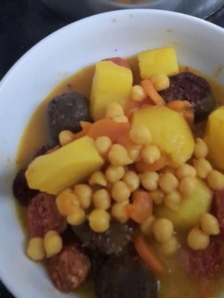 POTAJE DE GARBANZOS