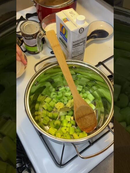 Cómo preparar una rica SOPA DE CALABAZA #shorts #receta #sopa #acornsquash #cocinasimpleconana