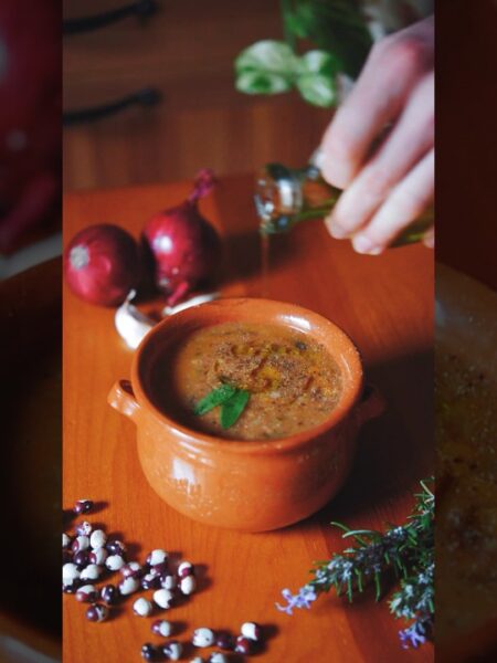 Recetas de potajes: Potaje de alubias caparrón con espelta