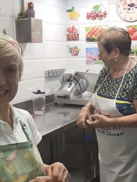 Recetas de potajes: El delicioso potaje tradicional de Granada con receta familiar transmitida de generación en generación. Lleno de sabor artesanal.