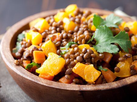 Delicias veganas: Guiso de lentejas con calabaza y zanahoria