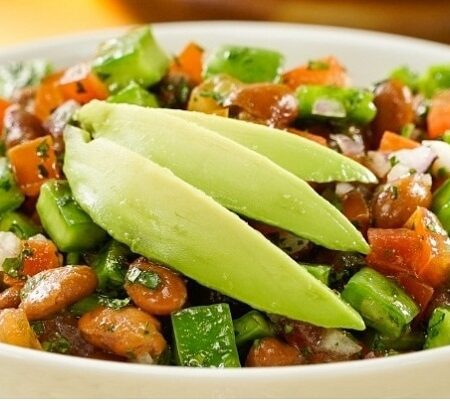 Frijoles con nopales y calabacitas