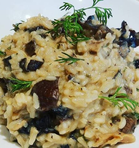 Arroz cremoso con hongos silvestres y trufa negra