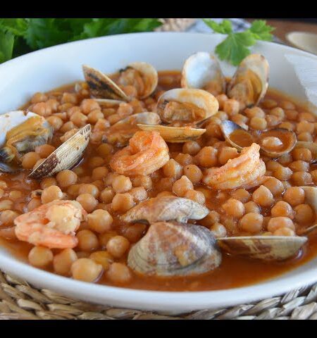 potaje de hinojos con almejas y gambas