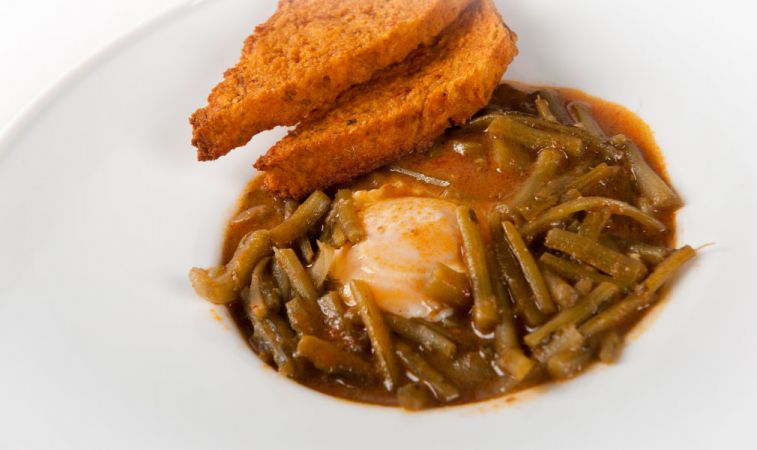 Tagarninas a la crema de almendras