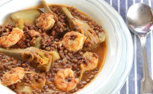 estofado de lentejas con bacalao y gambas