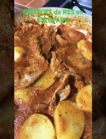 BISTECES de RES en ESTOFADO#salsaroja#estofados#food