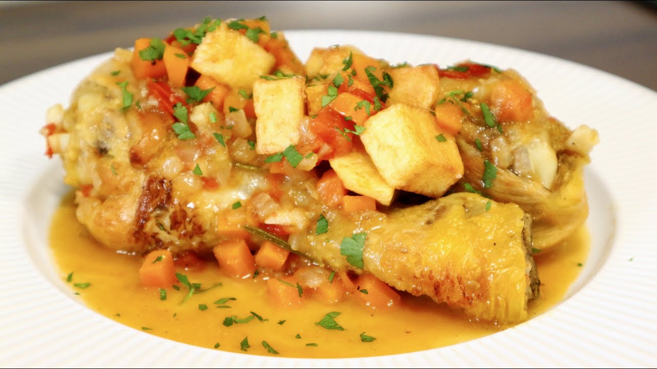 Pollo guisado al estilo abuela - El clásico de toda la vida con patatas