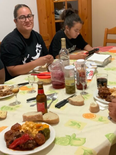 Cabrito Assado para Almoço de Domingo em Família
