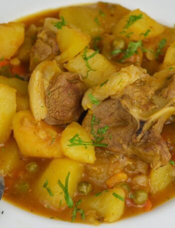 Caldereta de cordero con patatas Javier Romero