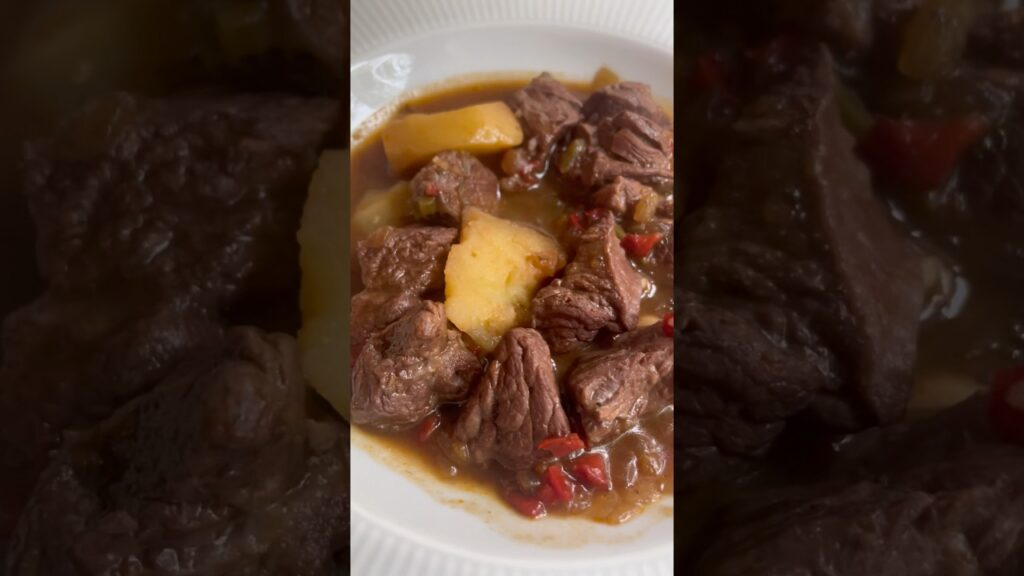 Guiso de carne con verduras mexicana