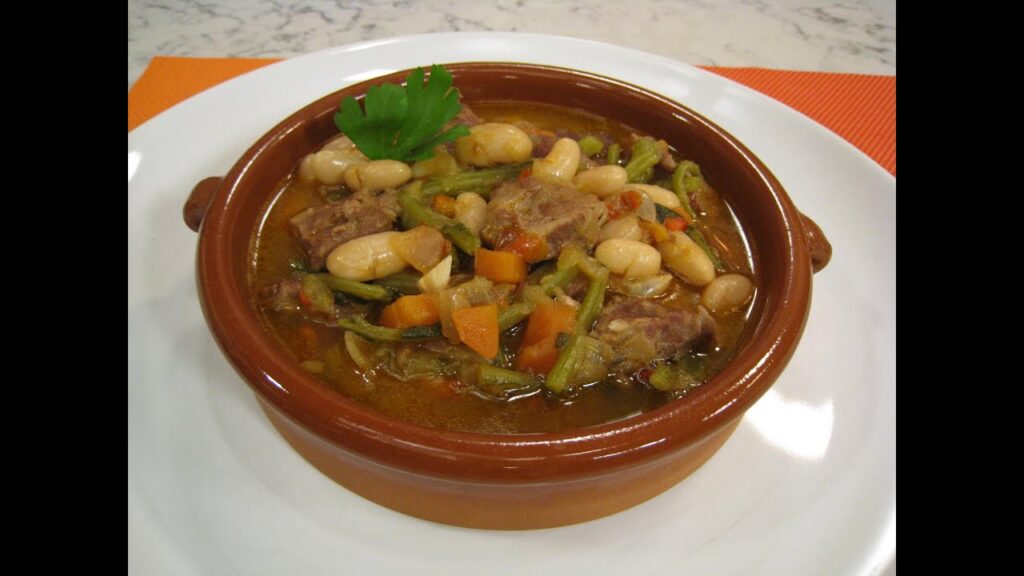 Cómetelo | Potaje de alubias con carrilleras