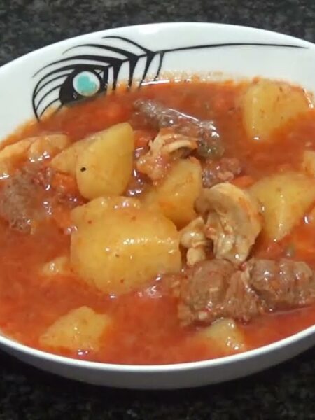 Guiso de ternera y sepia con patatas: un placer para compartir