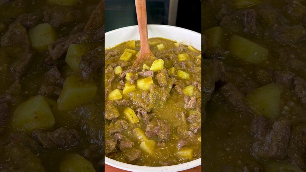 My Favorite Carne con Chile Verde y Papas Recipe #shorts