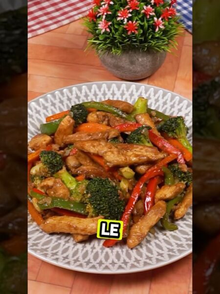 Pollo con brócoli oriental fácil y delicioso