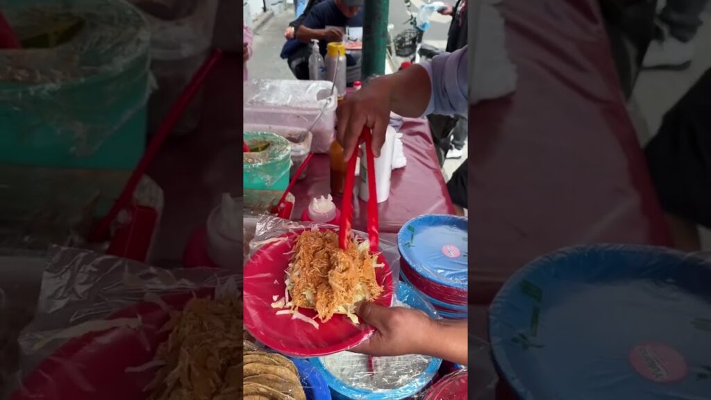 Pues parando tostadas con guisos caseros #Tostadas #Guisados #viral #parati #instagrammar