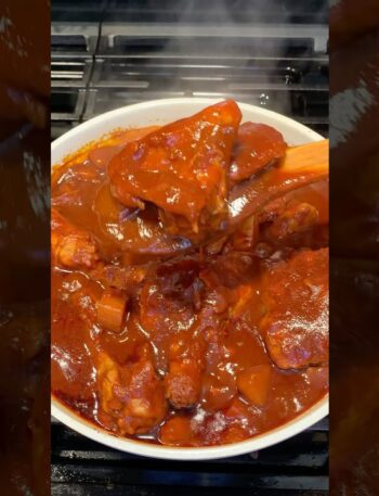 Rico pollo en salsa de guajillo y chipotle! #fy #fypシ゚viral #parati #fypyoutube #cooking #recipe pe