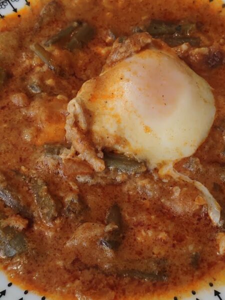 TAGARNINAS "ESPARRAGÁS" con huevo cuajado y de postre TORRIJAS - Receta tradicional - CARMEN GAHONA