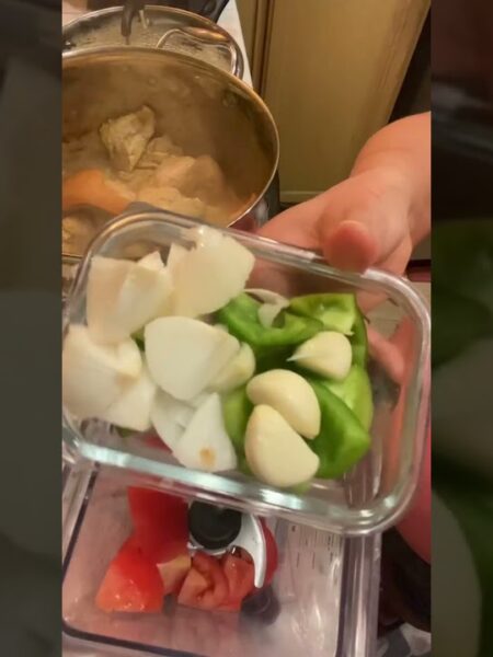 Pollo Guisado (Receta de la abuelita) #foryou #food #shorts #shortsyoutube #fyp