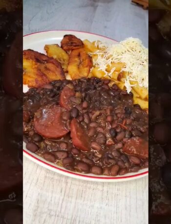 Guiso de porotos sin carne - Caraotas negras cremosas caseras