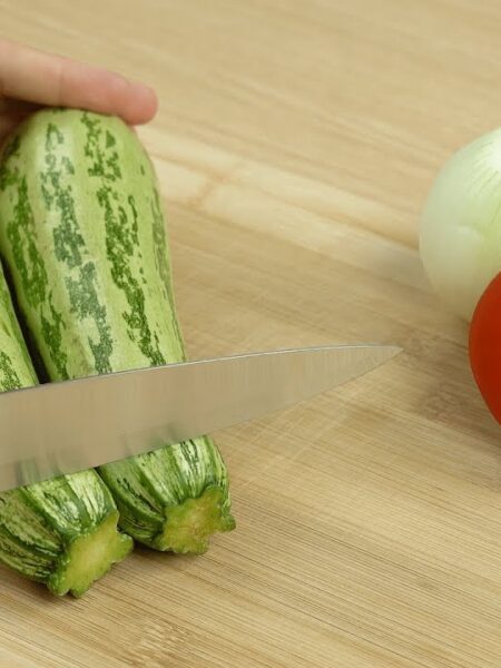 2 CALABACINES, 2 TOMATES Y LA CENA ESTÁ LISTA, ¡RECETA EN 10 MINUTOS!