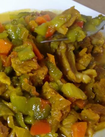 Cómo hacer un guisado de carne con pepino 3 Como hacer pepino guisado con carne / Receta fácil