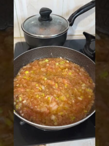 Pepinos guisados #recetas #recetasrapidas #recetafacil ##recetacasera #pepinos