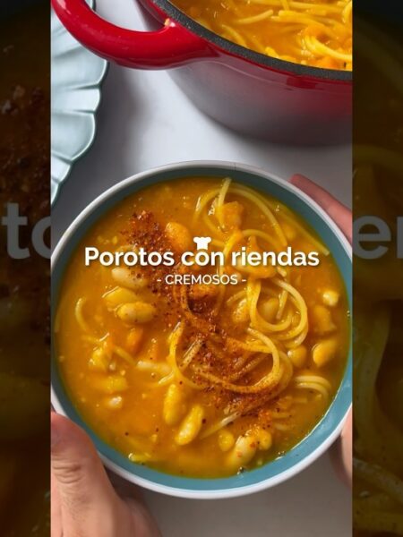 Porotos con riendas cremosos, un guisado vegetariano delicioso