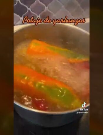Potaje de garbanzos casero delicioso y saludable