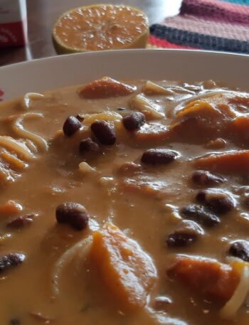 Puré de patatas con ajo y perejil