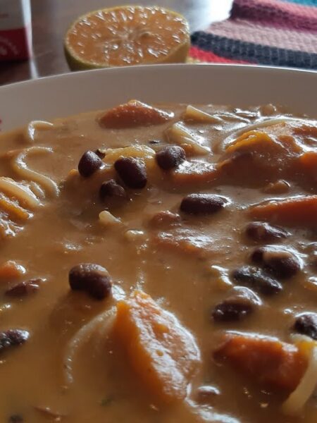 Puré de patatas con ajo y perejil