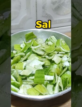 Pepino de gusto con pollo deshebrado Recetas de cocina fácil rápido y deliciosas