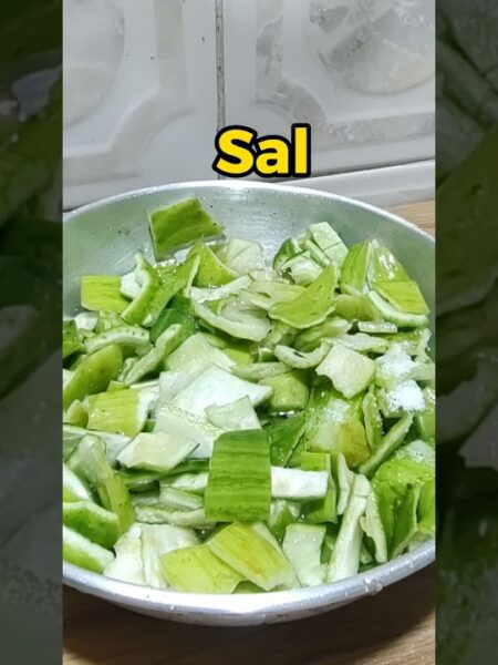 Pepino de gusto con pollo deshebrado Recetas de cocina fácil rápido y deliciosas