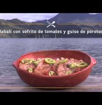 SABORES SIN LÍMITES - JABALÍ CON SOFRITO DE TOMATES Y GUISO DE POROTOS.