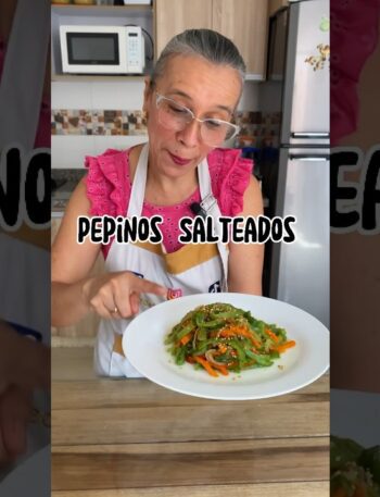 Pepinos salteados con ajo y chiles: un guisado vegetariano delicioso 4 Pepinos salteados con ajo y chiles: un guisado vegetariano delicioso
